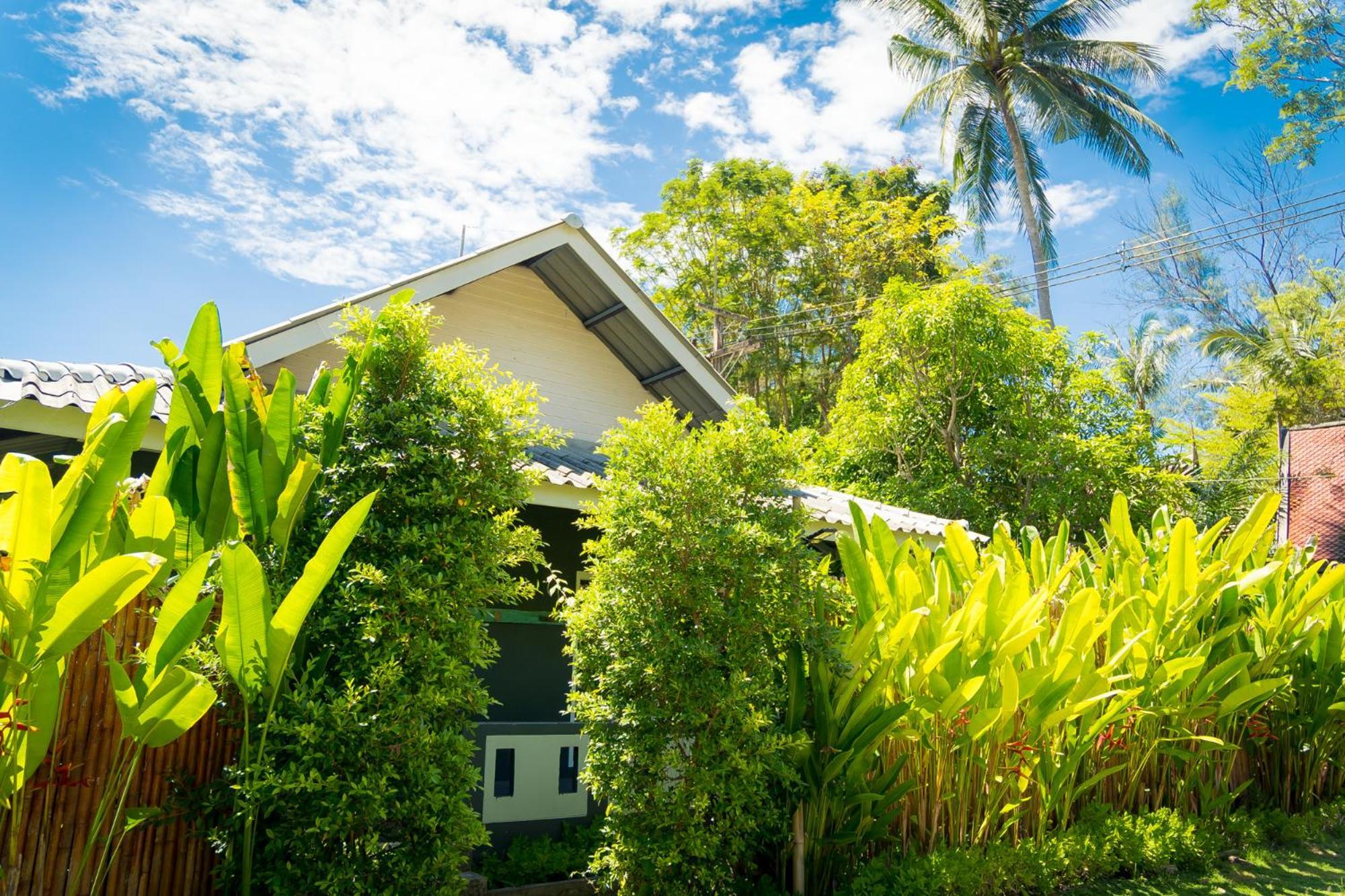 Oasis Yoga Bungalows Koh Lanta Exterior photo